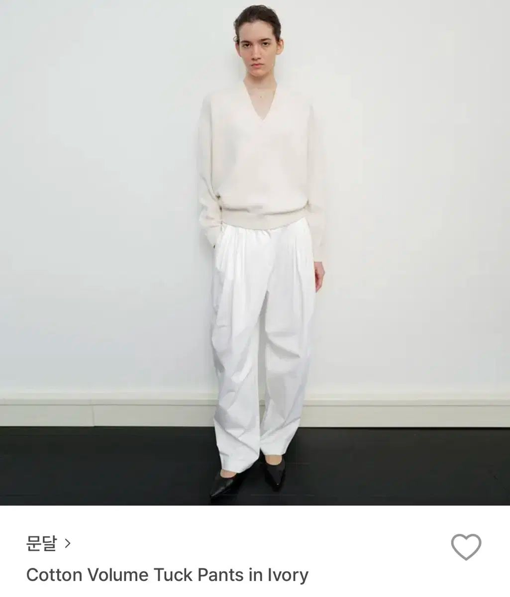 MOONDAL ムンダル Cotton Volume Tuck Pant アイボリー S コットンパンツ