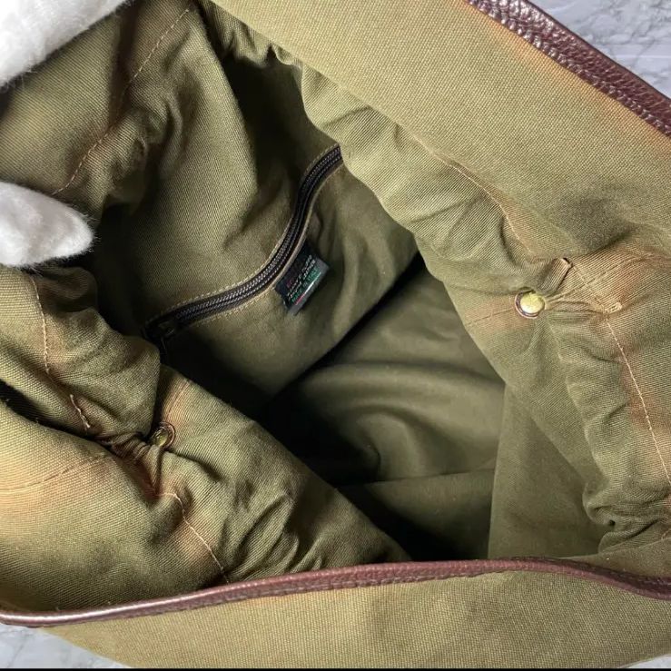 先着タイムセール実施中! 激 イルビゾンテ ショルダーバッグ 巾着ショルダー キャンディー カーキ 人気ブランドの新作も！