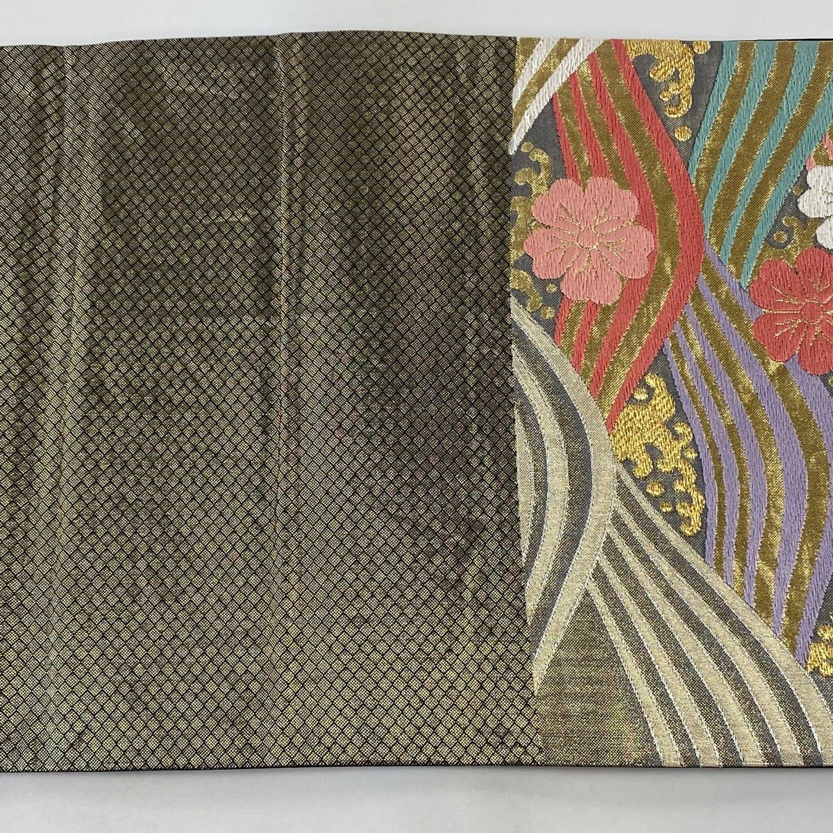 蘇州刺繍 汕頭刺繍 袋帯 金彩 金糸 カラー芯 正絹 袋帯 未使用 フォーマル 正絹 手刺繍 蘇州刺繍 引箔地 金色地 菊