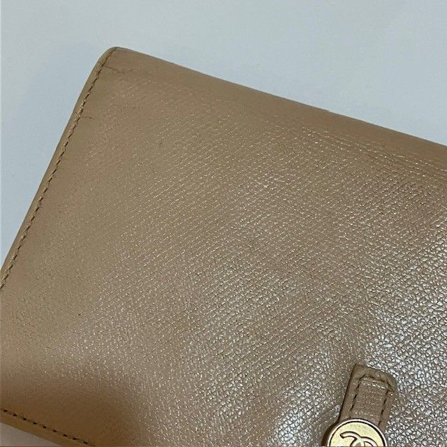2つ折り 財布