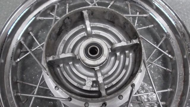 ドラッグスター250 VG05J-005xxx の リア ホイール 1758676704