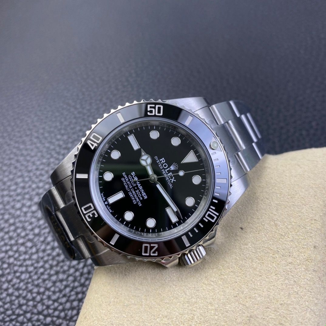 【2025年】お歳暮ギフト 51今すぐ購入へようこそ! ！新品未使用 箱付 ROLEX ロレックス 時計