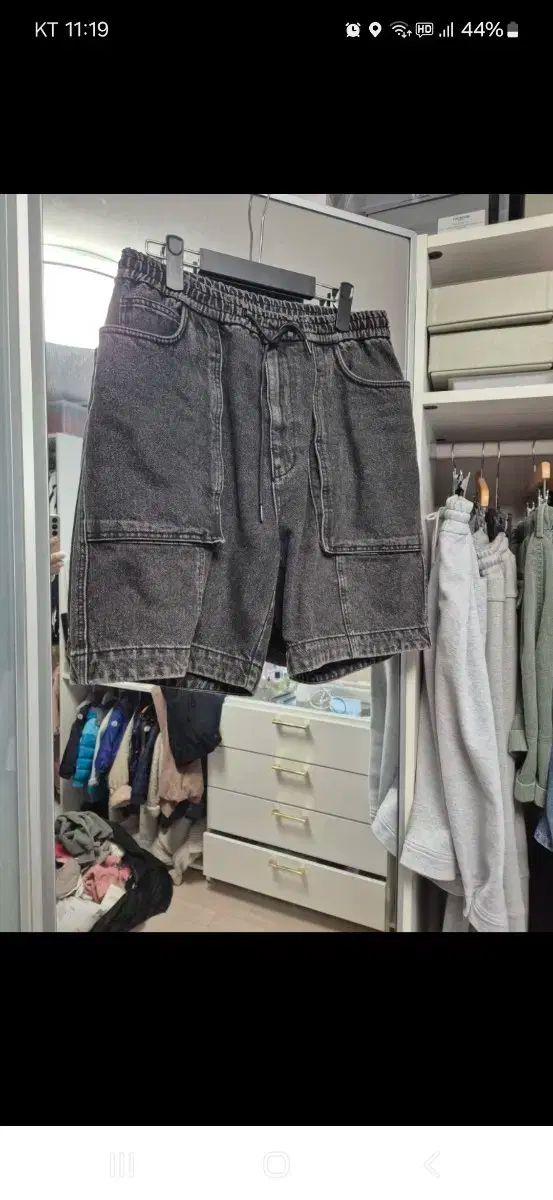 Juun.J(ジュンジェイ) 23ss ブラックブルーショーツ 48 サイズを売ります