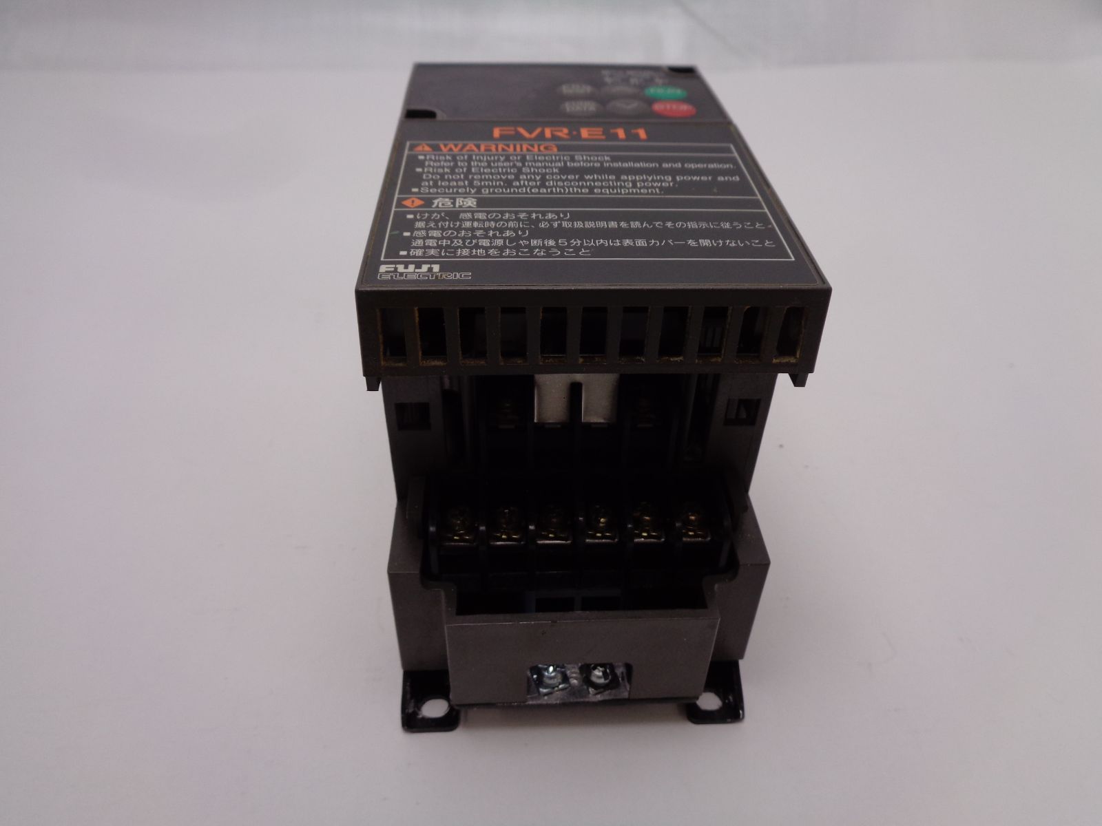 富士電機 インバータ FVR-E11（FVR0.75E11S-2) インバータ 富士電機 