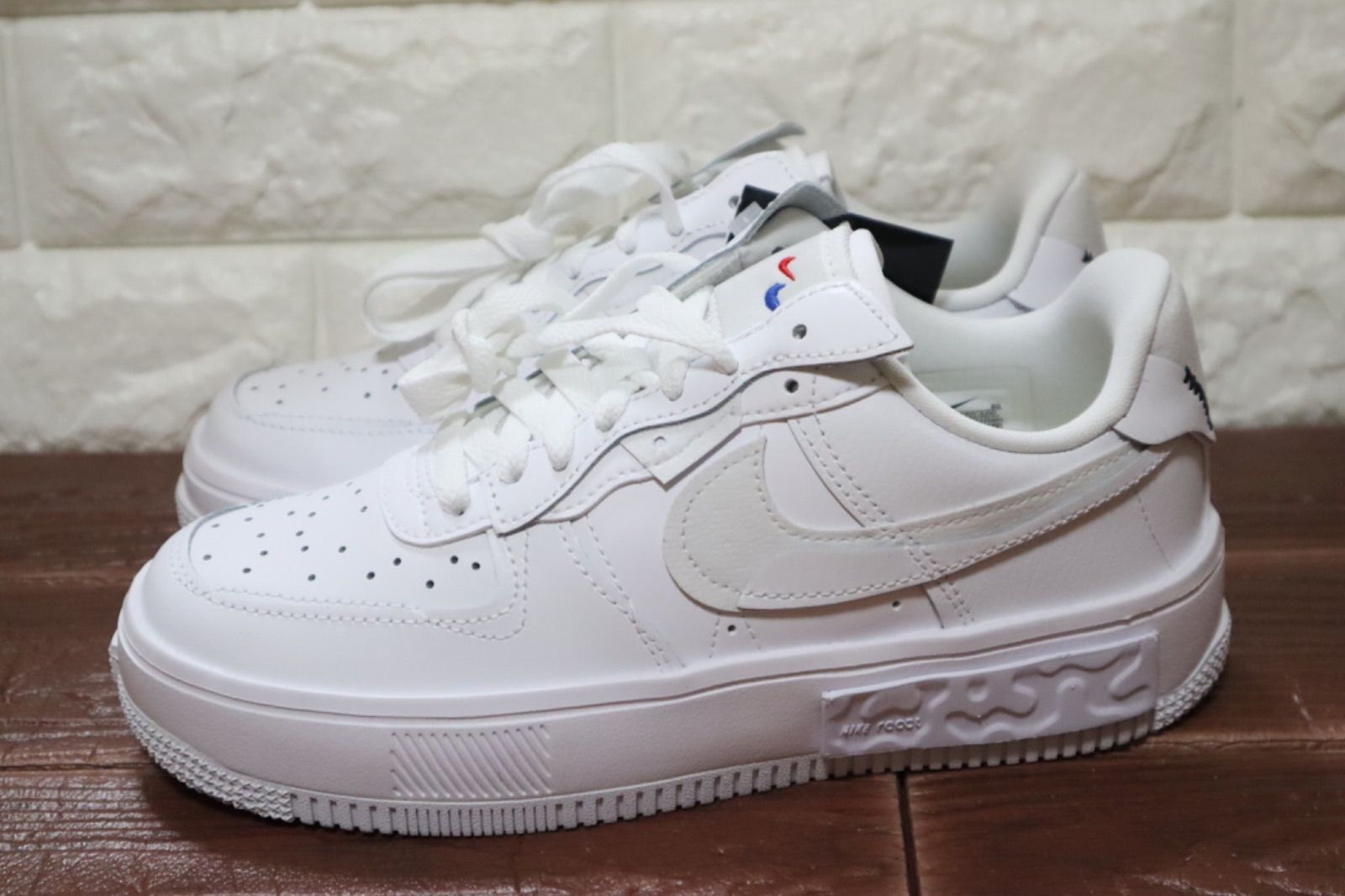 新品 NIKE ナイキ W AIR FORCE 1 FONTANKA ウィメンズエアフォース1 フォンタンカホワイト白DH1290-100