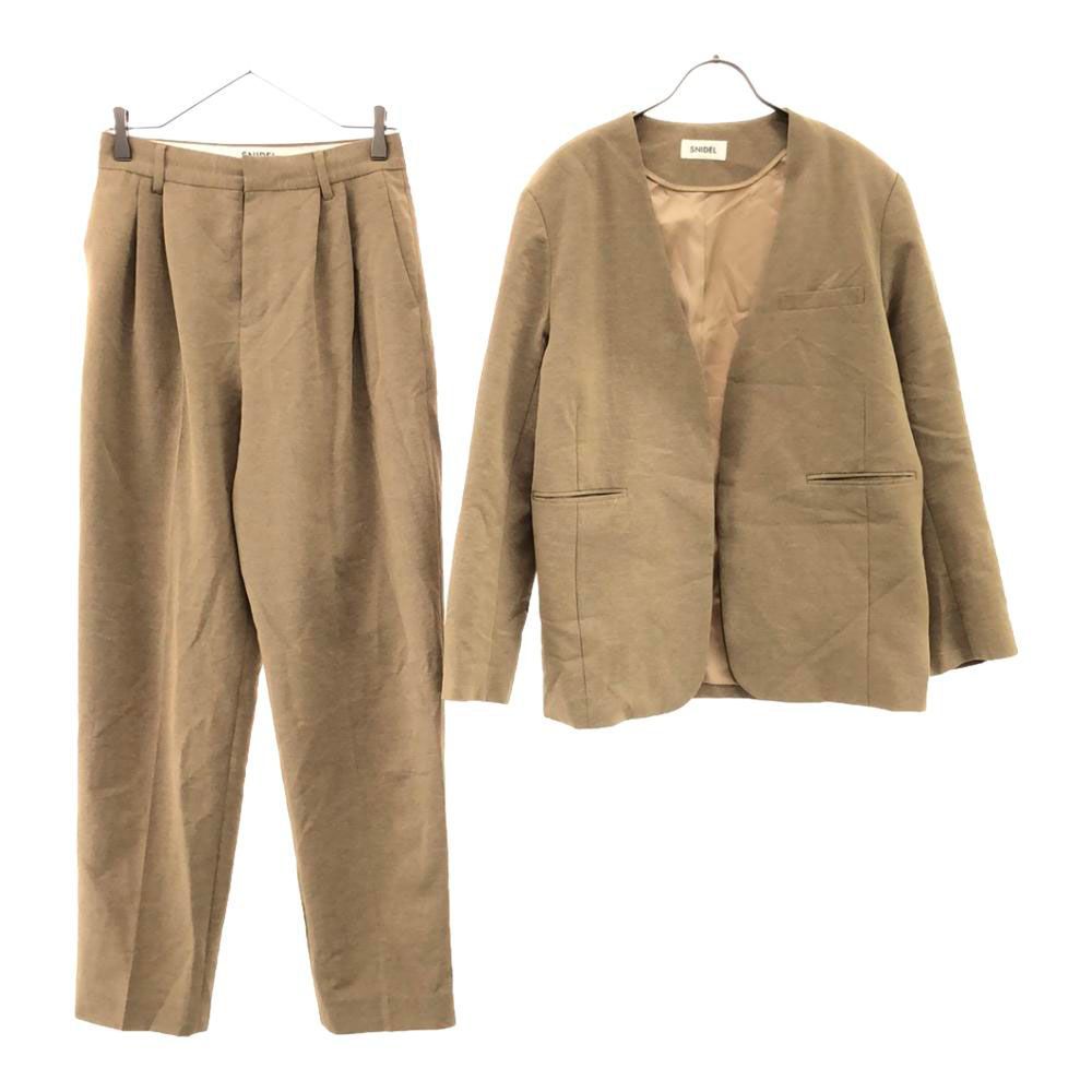 未使用　★snidel★ スナイデル　ノーカラー　パンツ　スーツ　セットアップ スナイデル ノーカラージャケット パンツスーツ 上下