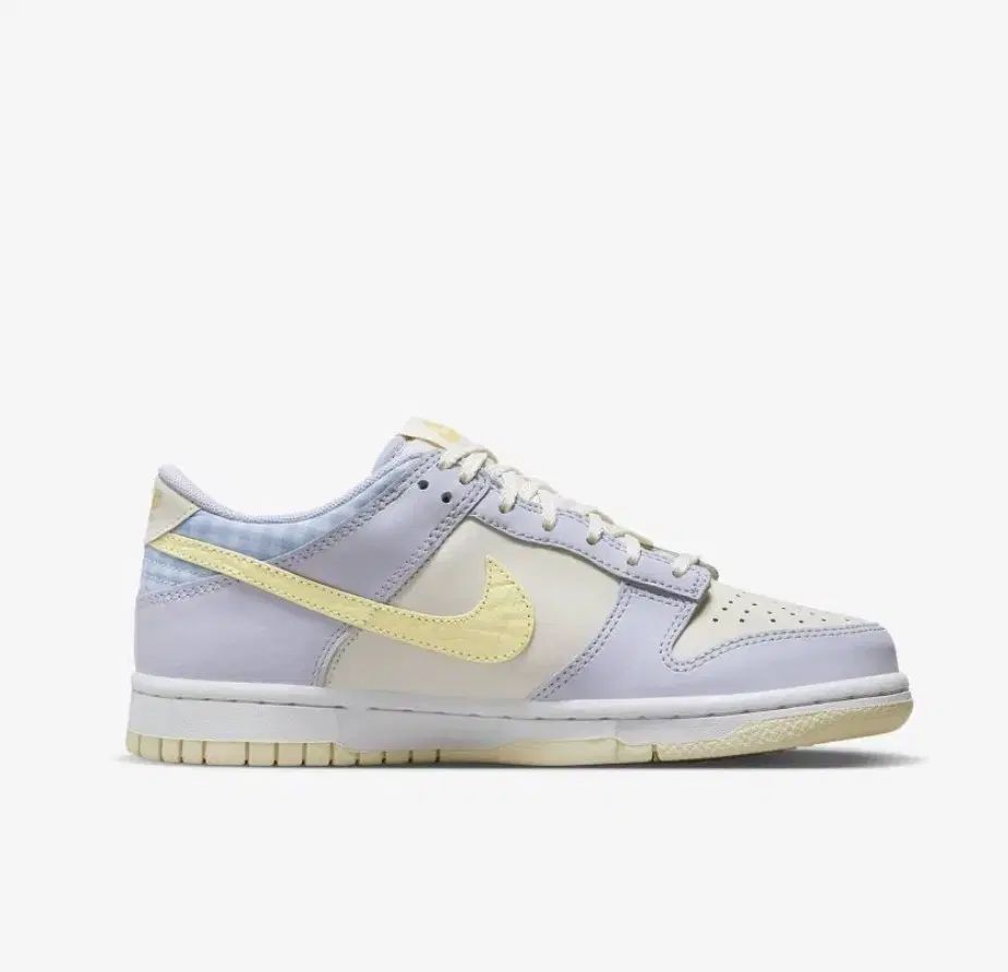NIKE ナイキ