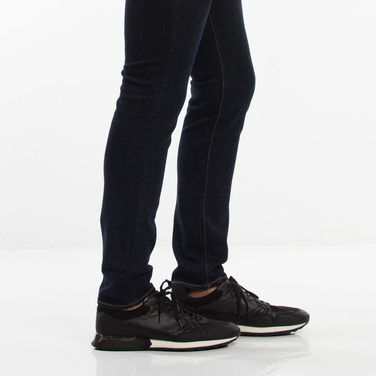 PREMIUM INDIGO