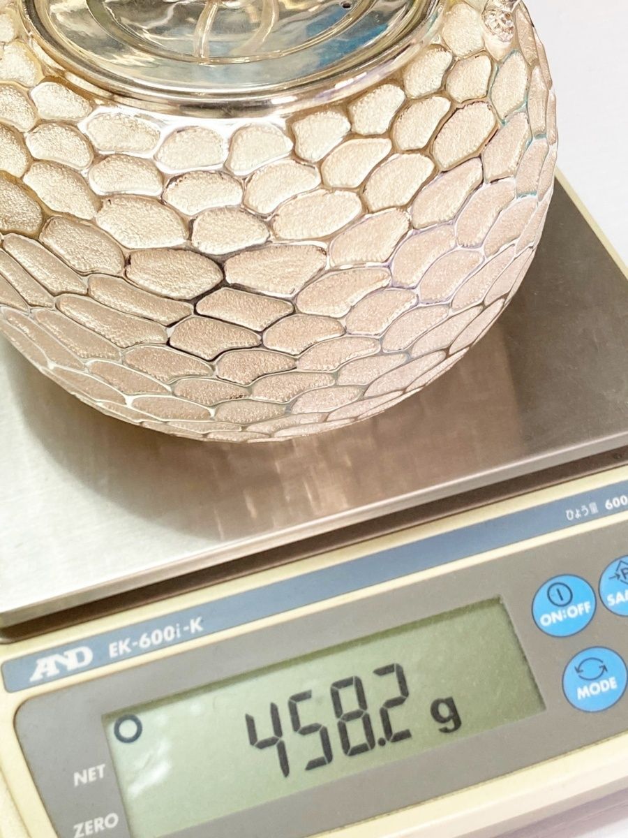 銅 細工 茶道具 浮彫り花開富貴銅缶 円形茶筒 客間 装飾品 工芸品 置物