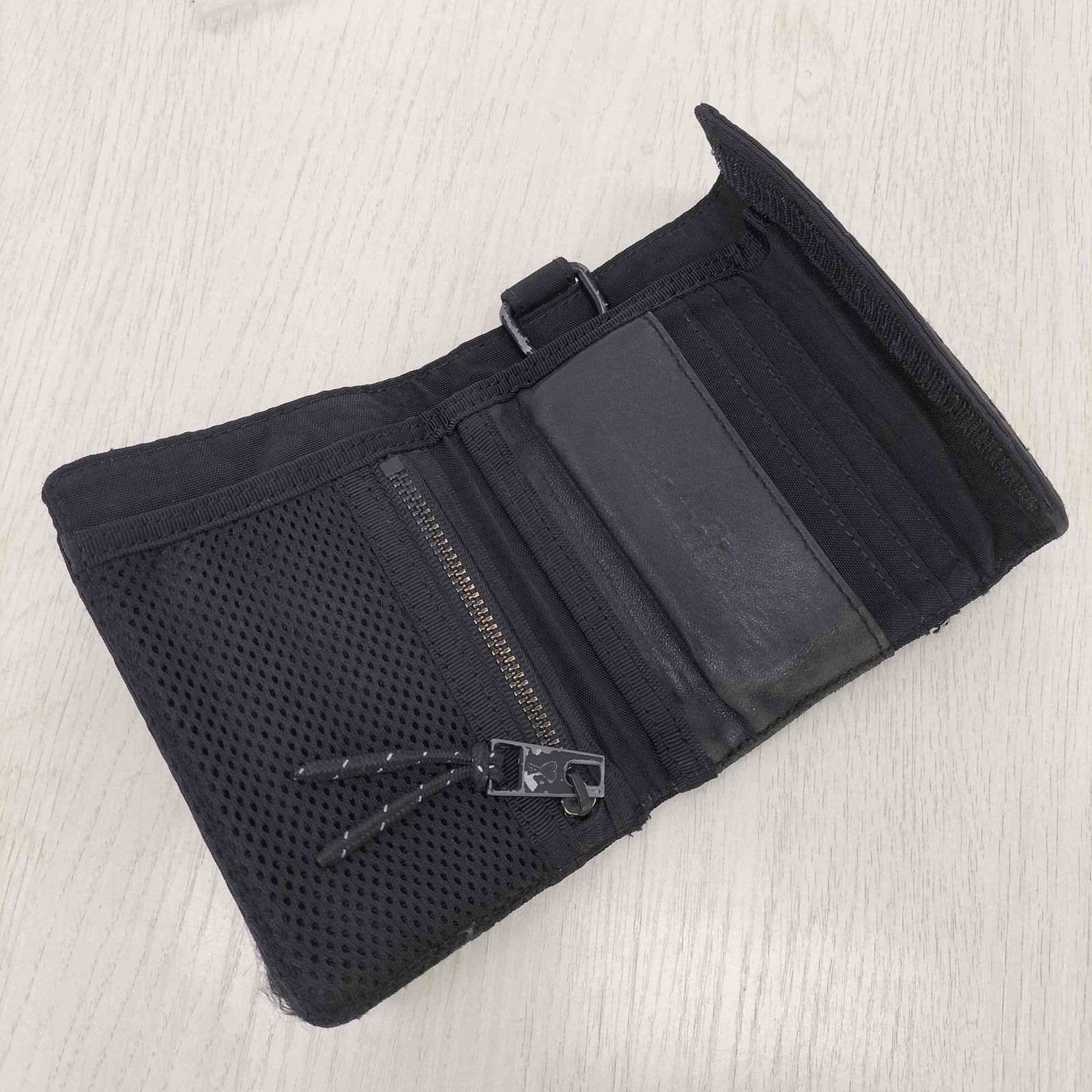 AMI PARIS ハートロゴ付き　ナイロンウォレット アミ ami ハートロゴナイロンウォレット メンズ 表記無 - メルカリ