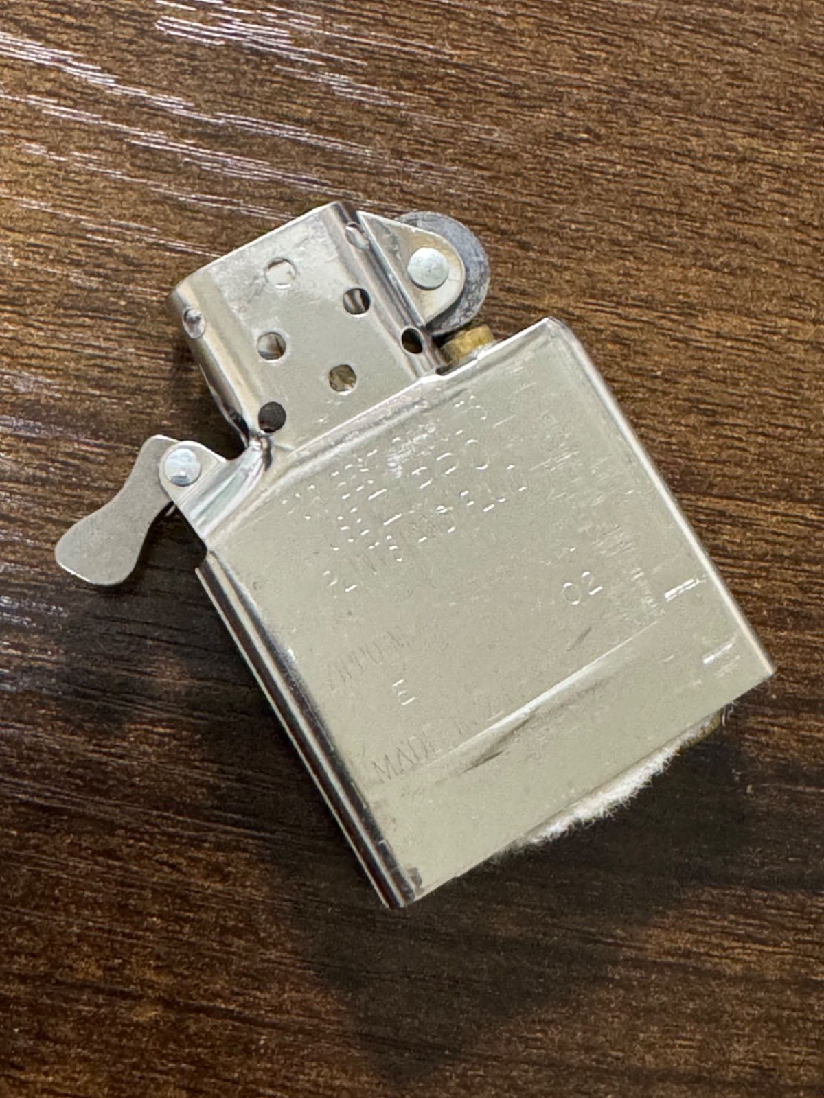 zippo LUCKY STRIKE IT S TOASTED 両面刻印 ラッキーストライク 2002年