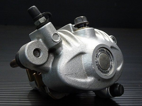 分解洗浄済 ♪ ハーレー スポーツスター XL883L-I 純正 フロントブレーキキャリパー ♪ HD-AB-007