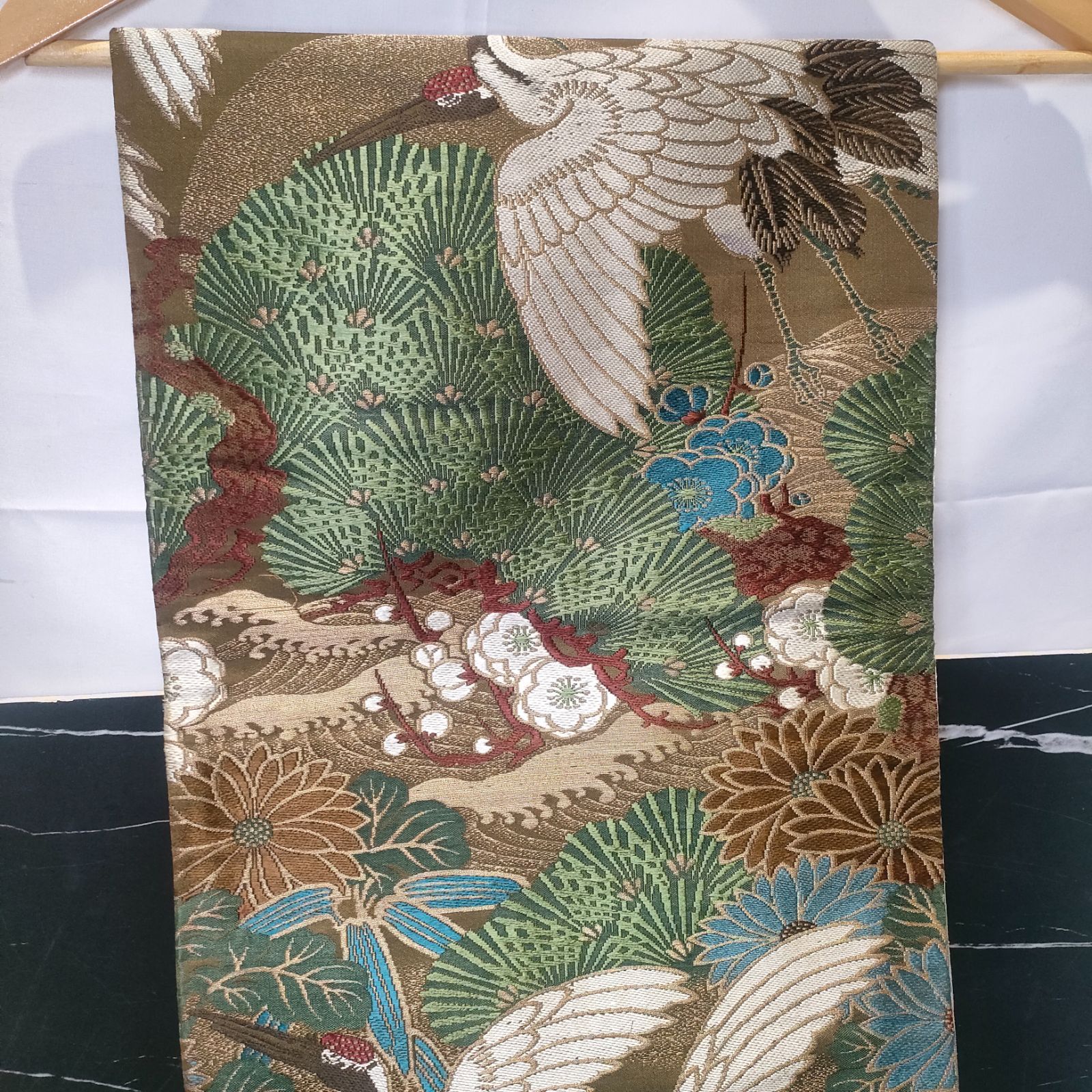 【⑯0666】190cm/昭和レトロ/鶴・笠松/帯リメイク品/タペストリー レア・骨董】両面 着物 帯 鶴 松 丸帯 アンティーク