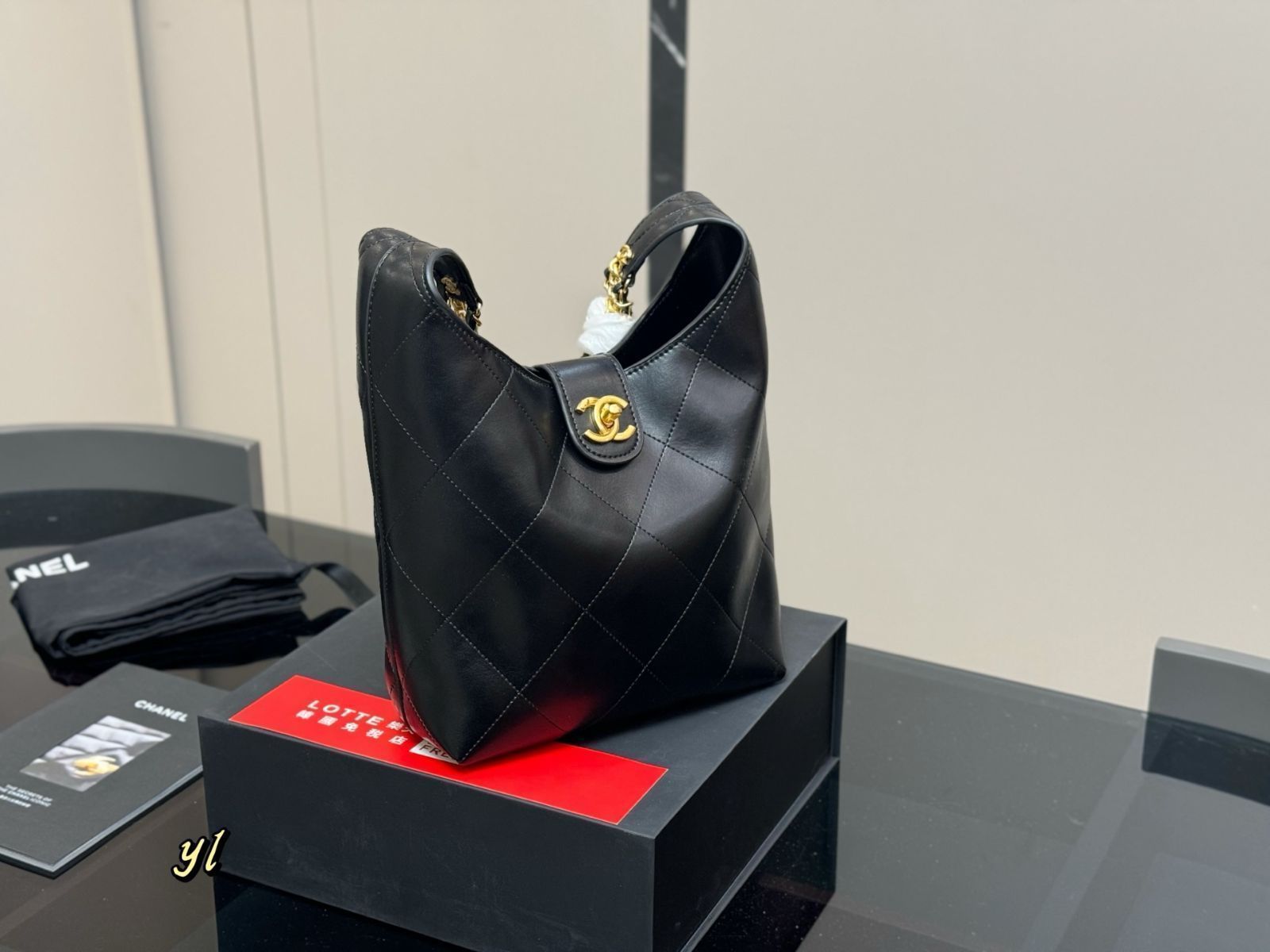 ◆上品に煌めく◆【CHANEL】 ホーボーバッグ CHANEL ミニホーボーバッグ ブラック｜Yahoo!フリマ（旧PayPay