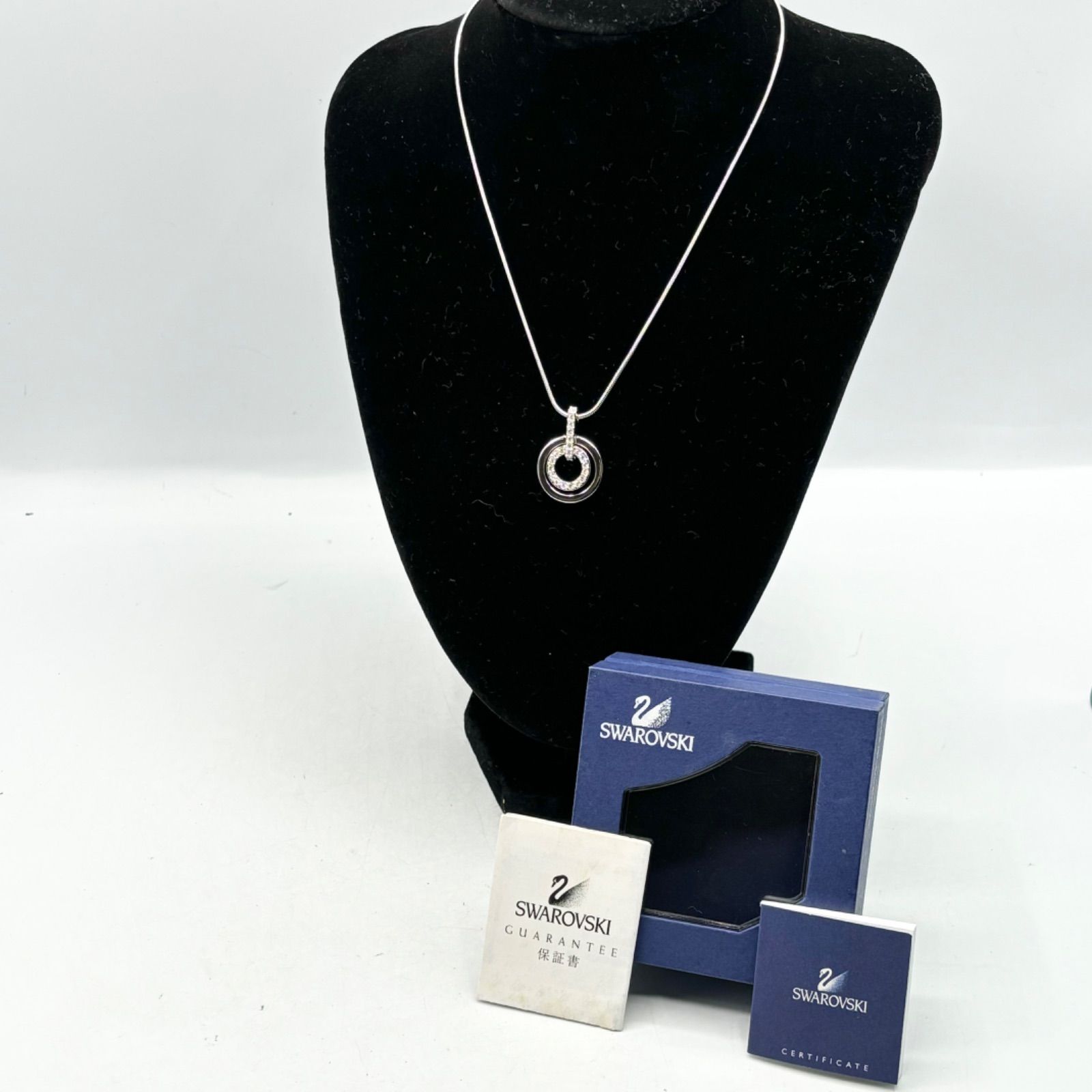 SWAROVSKI スワロフスキー レディース シルバートーン サークル 