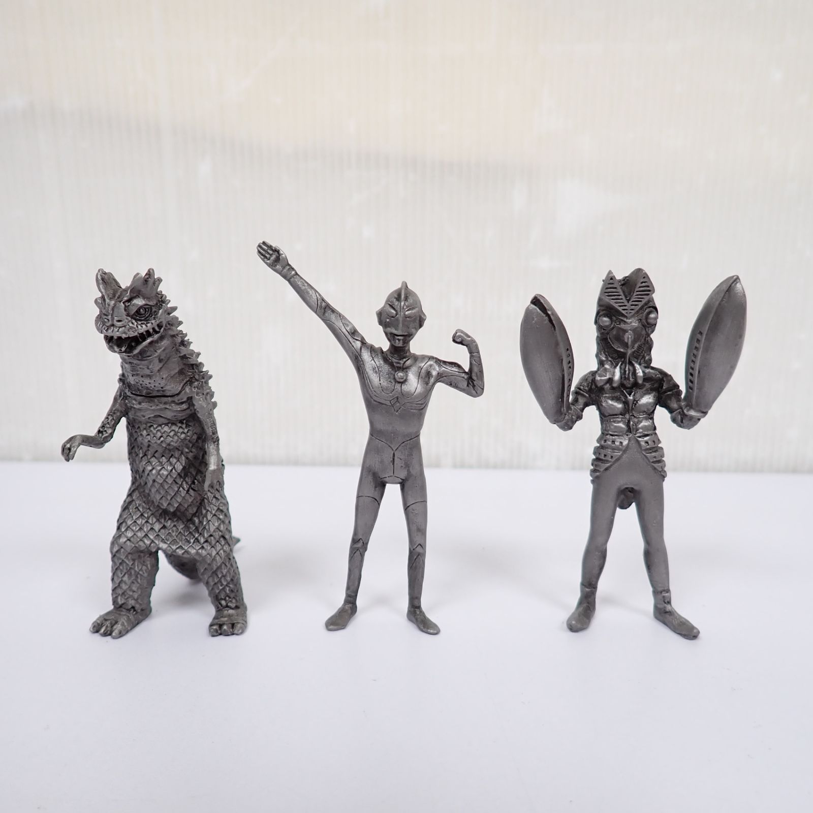 ウルトラマン スーパーメタルシリーズ01 ウルトラマン バルタン星人