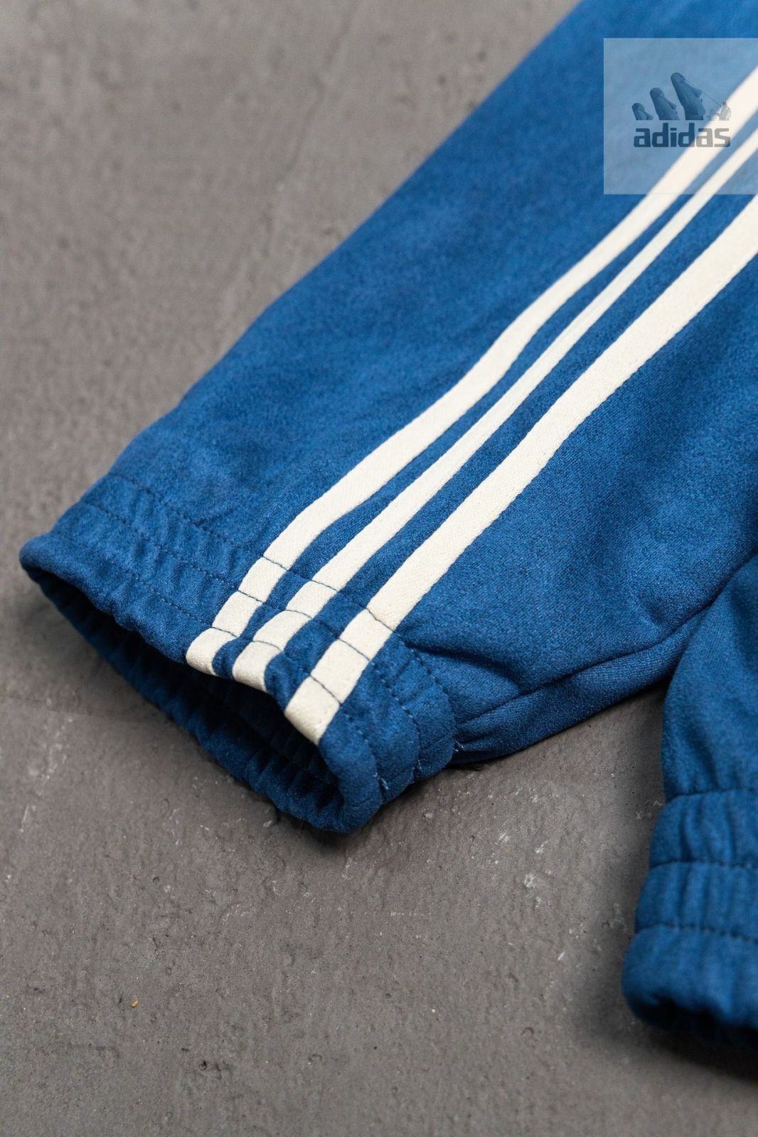 ☆極美品☆ adidas アディダス 中国限定正規品 蛇年 トラック