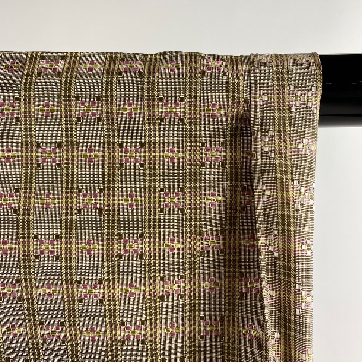 幾何学模様 灰茶