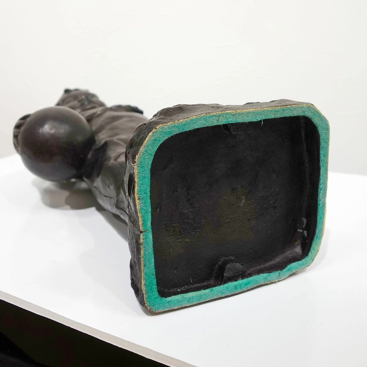 子供彫刻 ブロンズ？真鍮？ブドウ付き 約35cm 彫刻 丹羽武雄 「童」 ブロンズ像 銅像 銅製 銘あり 日展特選