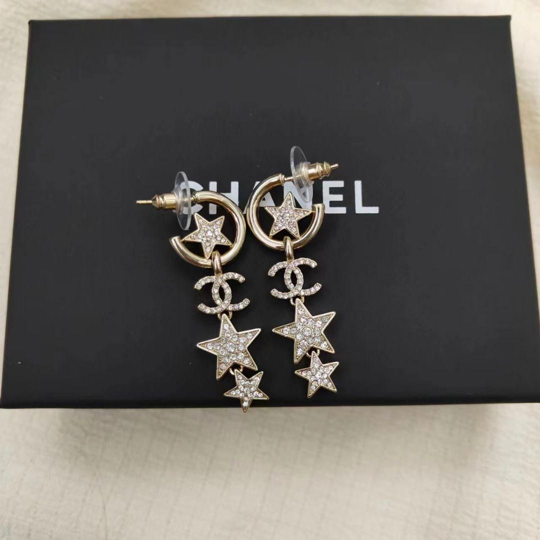 ✨新品✨ CHANEL シャネル スターが揺れる ピアス @July jewelry