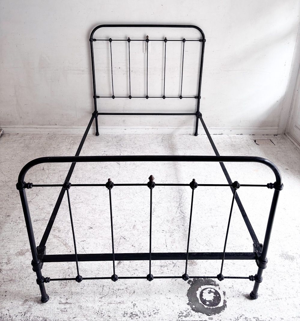 ナポレオン3世ベルベットのアンティークフレーム♡ フランスアンティークベットフレームナポレオン3世/アトリエカフェ