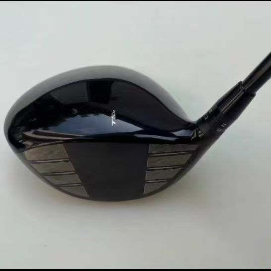 TSR2 ドライバー　タイトリスト　9度　ツアーAD IZ5s 0000682367_p01_01.jpg