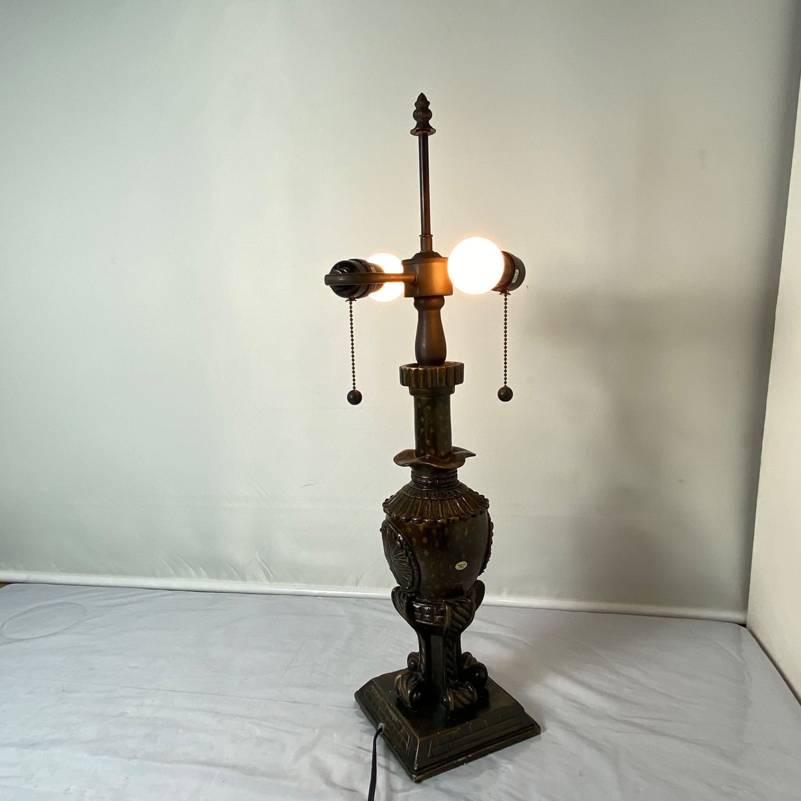 ステンドグラスランプ