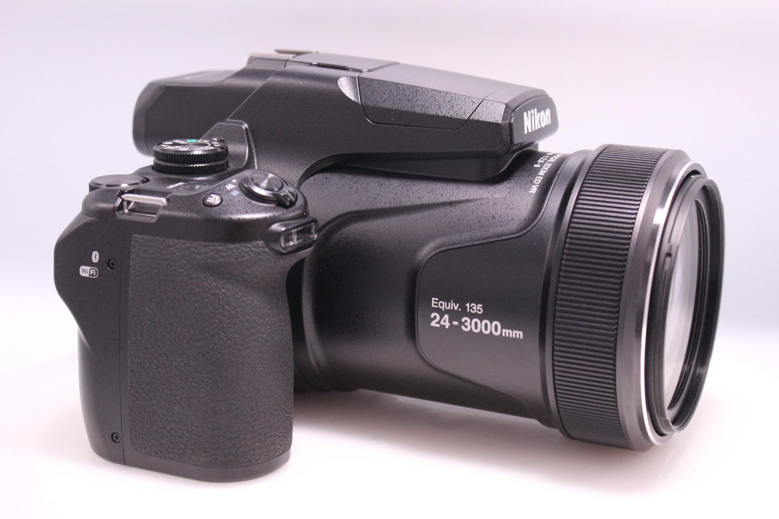 COOLPIX P1000