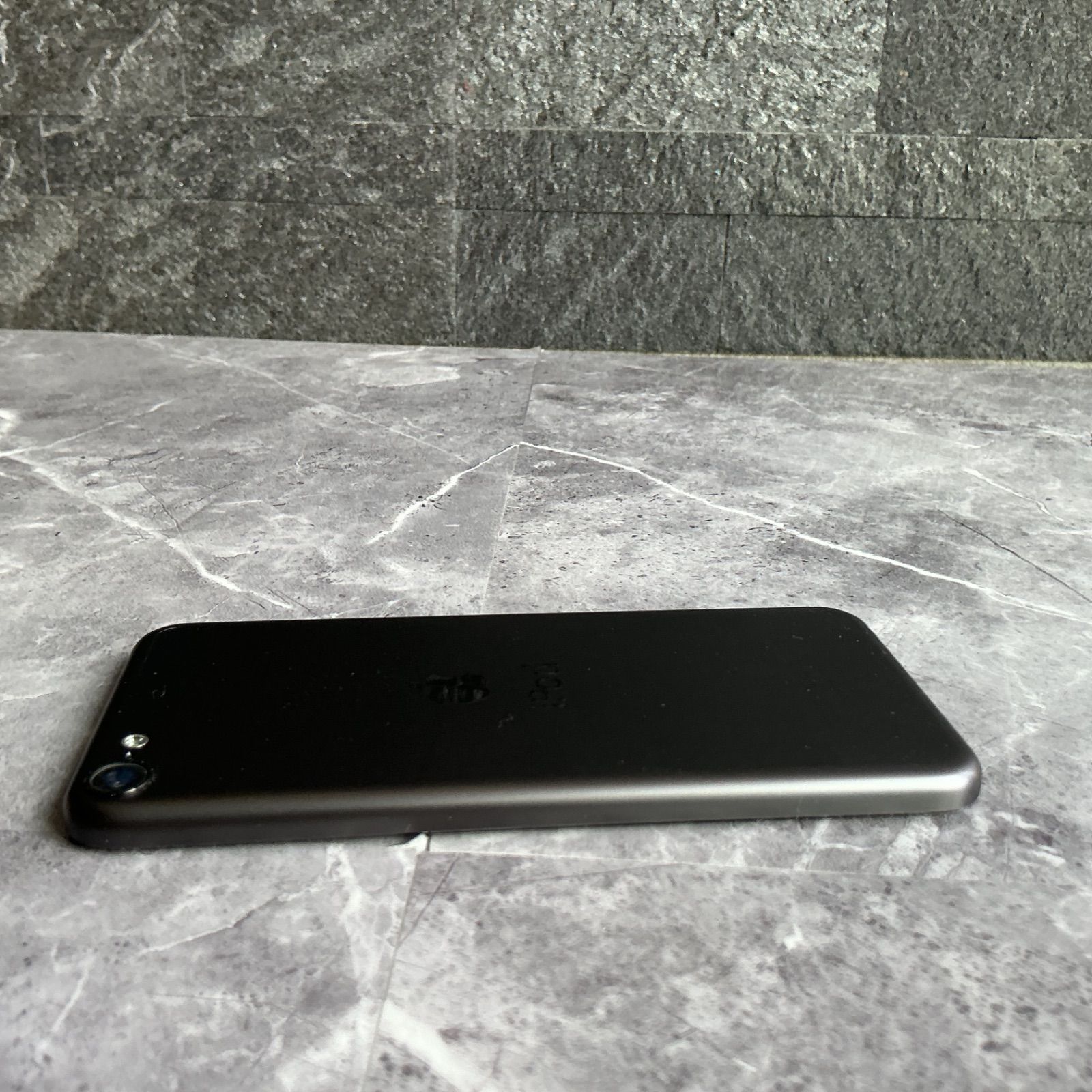 [美品]Apple iPod Touch 第6世代　本体のみ Amazon.co.jp: 【整備済み品】 Apple iPod touch (第6世代) 16GB