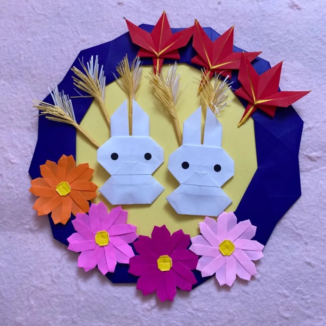 折り紙リース　専用ページ リースの折り紙】リース Simple Wreath 三角折から - YouTube