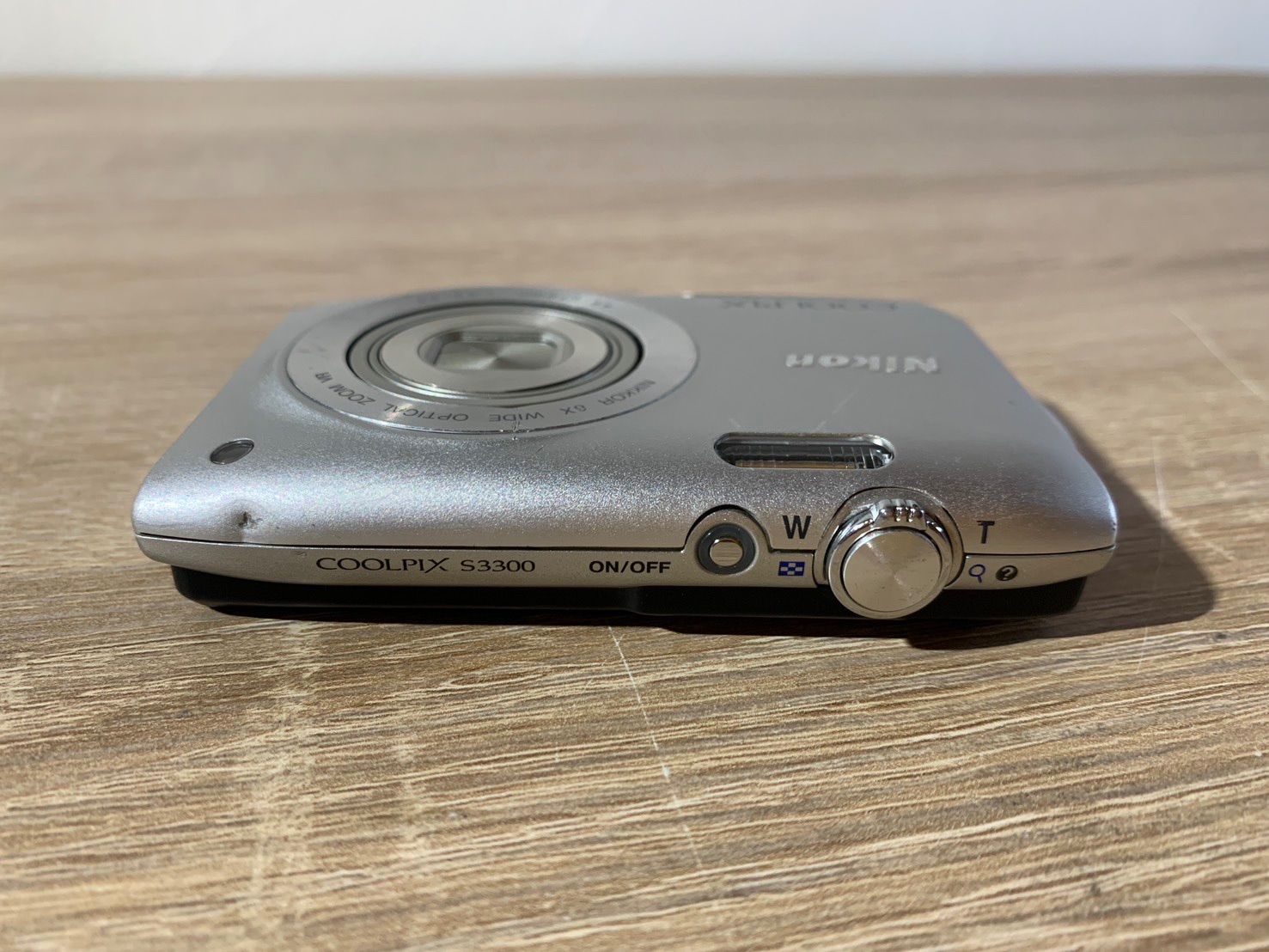 6056 Nikon COOLPIX S3300 シルバー デジカメ - メルカリ