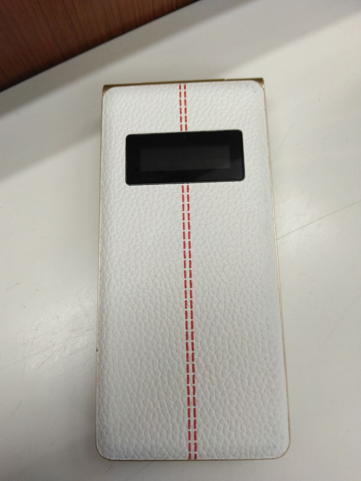 確かな品質。必見！ P-UP ピーアップ Mode1 RETRO II SIMフリー シープホワイト 最低の価格！