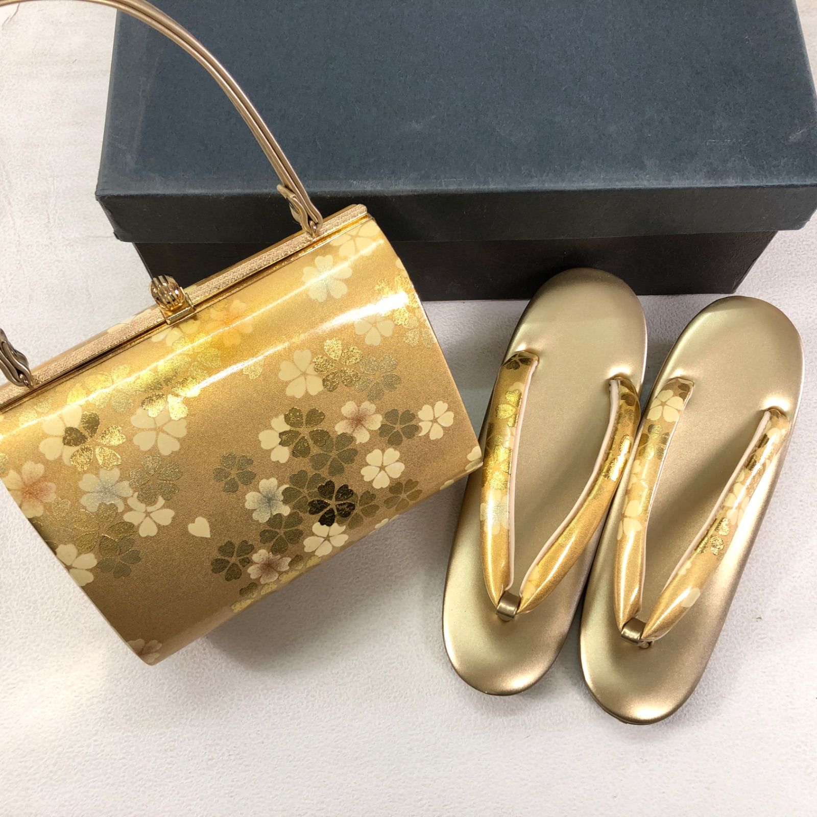 良品・匿名配送OK】草履 バッグ セット ／ Zori Sandals & Handbag Set