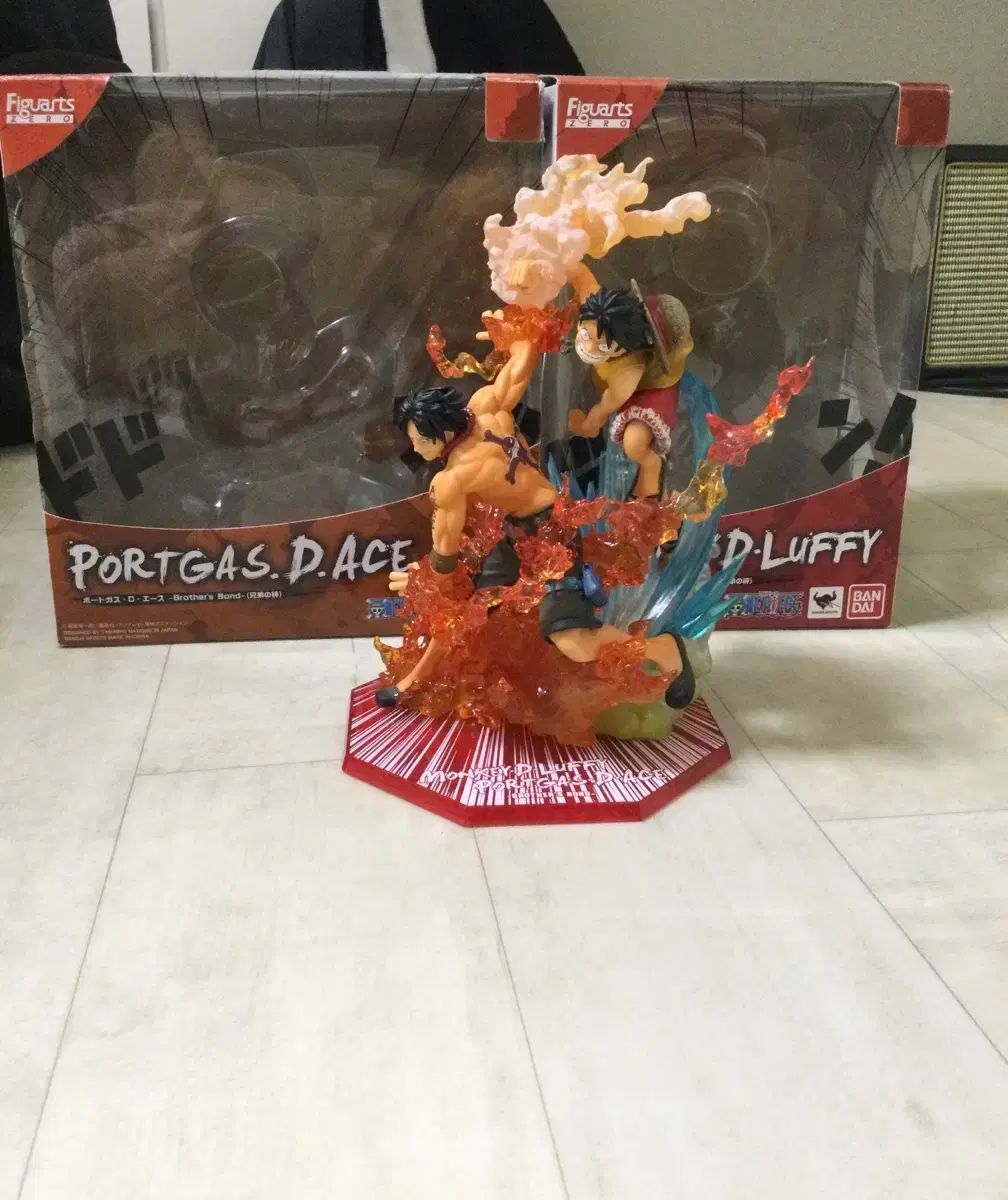 ONE PIECE ワンピース アーツZERO ブラザーズ リレーションシップ モンキー D ルフィ エース サミット ショーダウン フィギュア