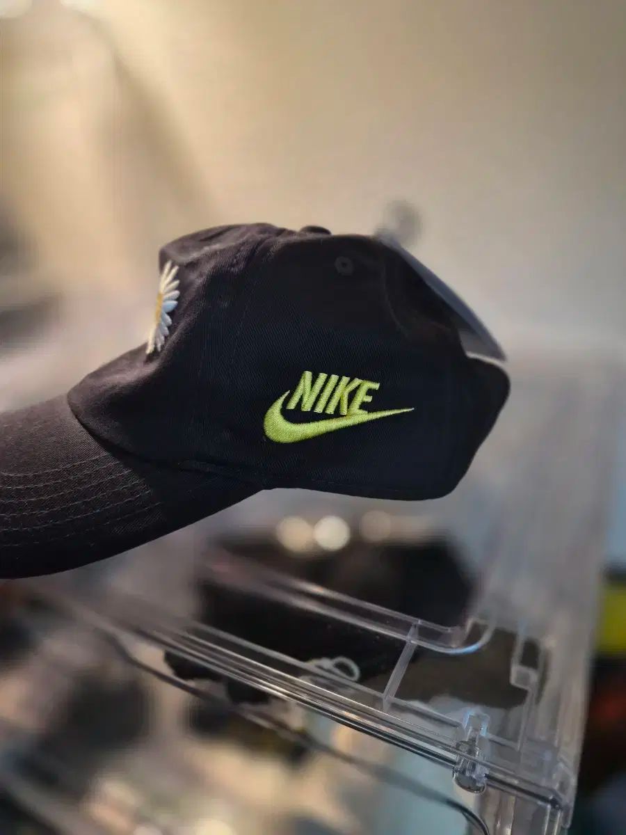 キッズ OS NIKE ヘリテージ 86 デイジー PEACEMINUSONE ベースボールキャップ