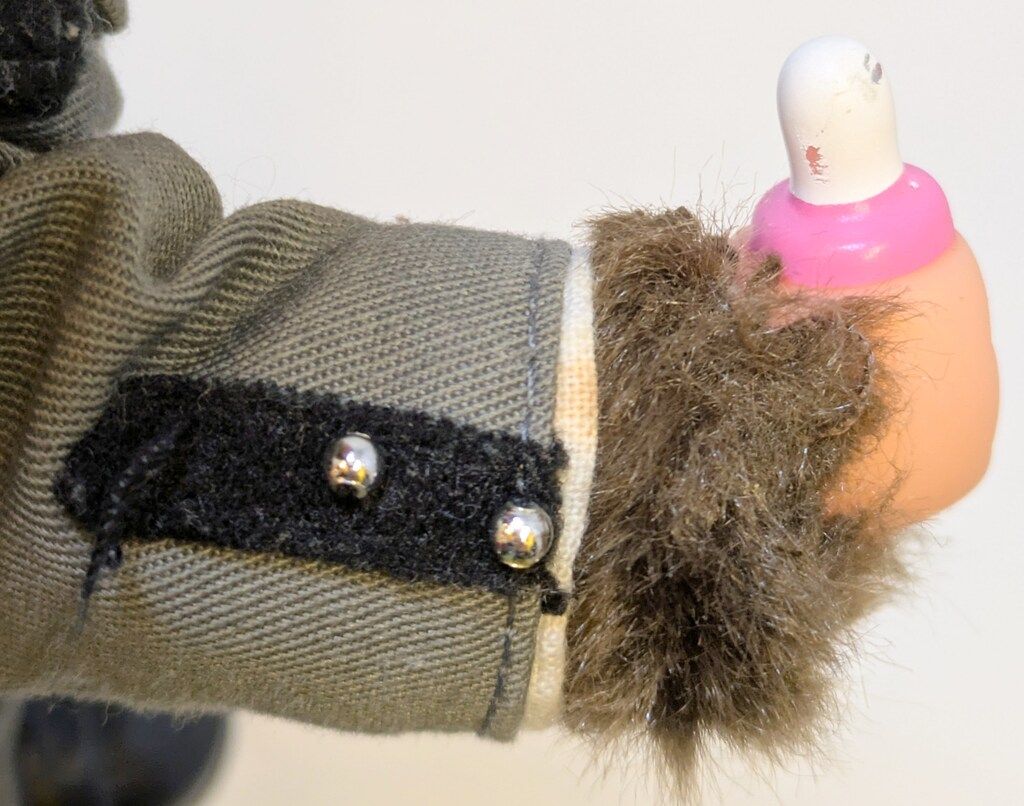 セキグチ モンチッチ プレミアムスタンダード ポーズができるよ