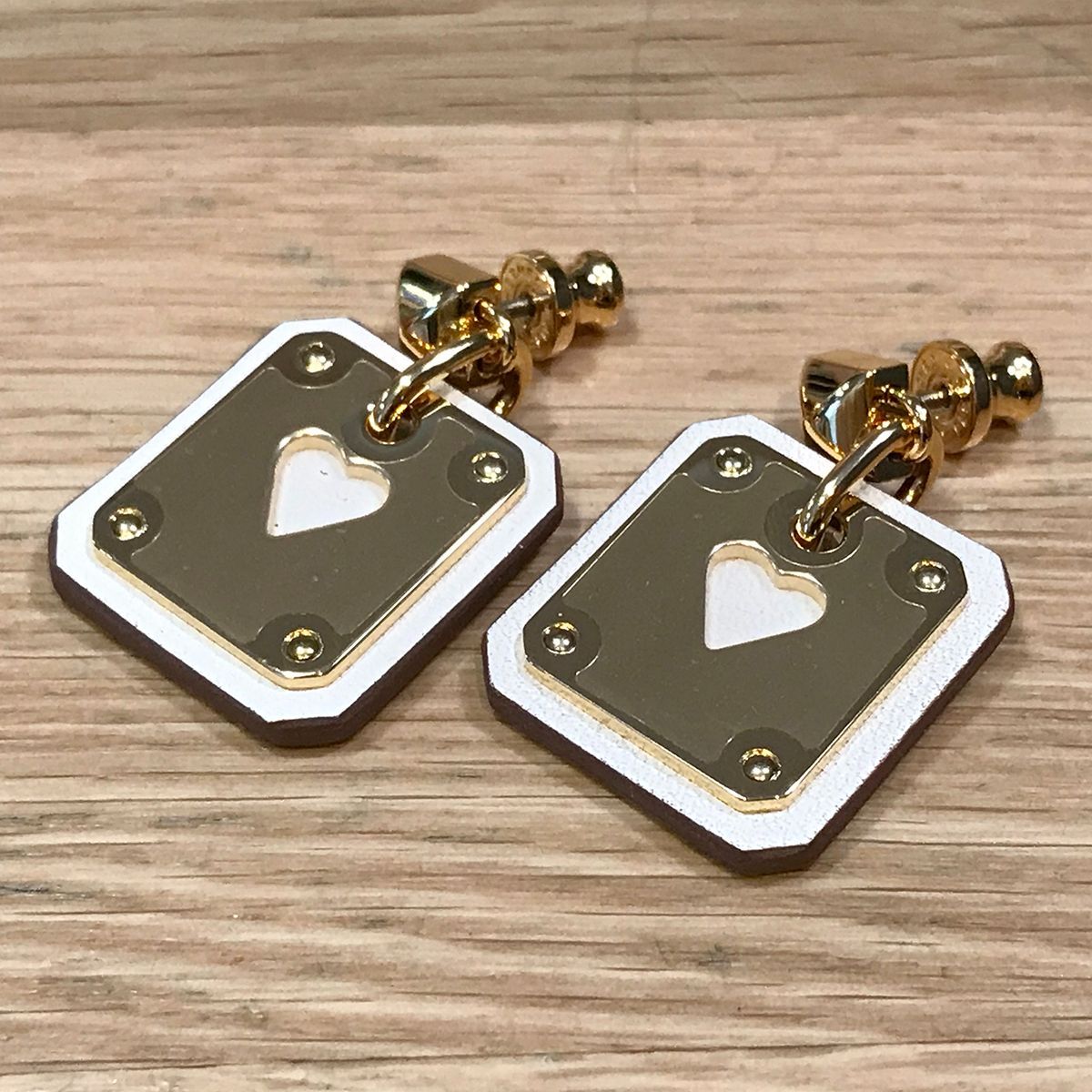 エルメス エース オブ ハート アス ドゥ クール ピアス スイフト ナタ ゴールド金具 メタル Y刻印 08066