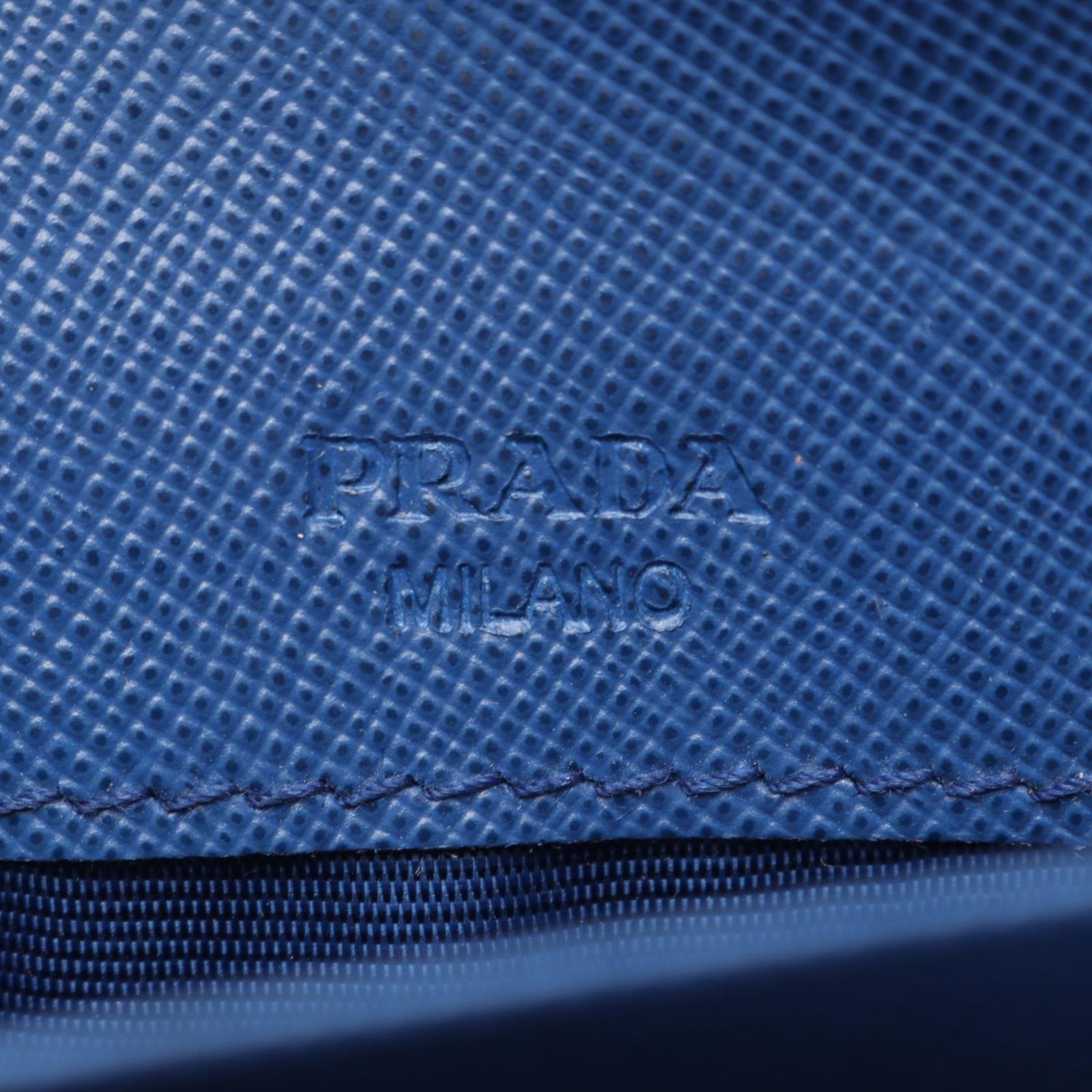 プラダ PRADA 二つ折り長財布 SAFFIANO 1M1132 ブルー サフィアーノ