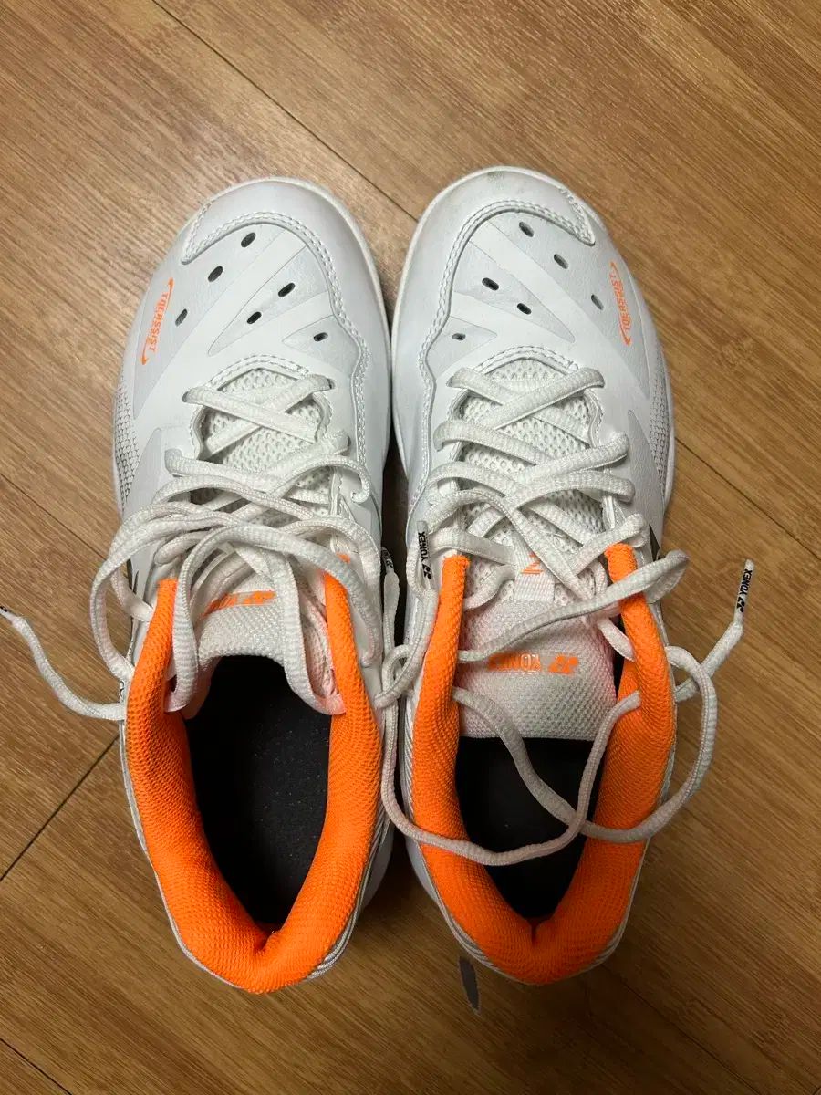 YONEX バドミントンシューズ SHBAZ2WY 23.0 パワークッションエアラス