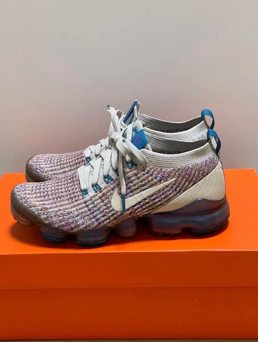 NIKE ナイキ ヴェイパーマックス フライニット 3 235
