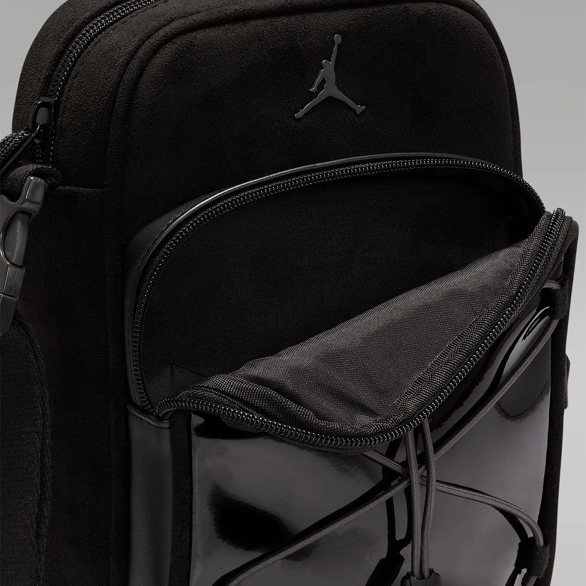 ジョーダン ショルダーバッグ フェスティバル バッグ1.5L JORDAN ジョーダン ショルダーバッグ Jordan Rise Festival Bag JORDAN