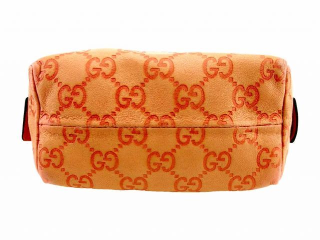 最終値下げ❢❢Gucci アイコニックポーチ ベージュ/レッド 最終値下げ❢❢Gucci アイコニックポーチ ベージュ/レッド