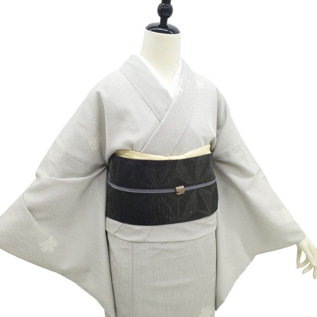 sabu様　新品未使用　正絹単衣　本塩澤単品 正絹 本塩沢紬 単衣仕立 未使用 - メルカリ