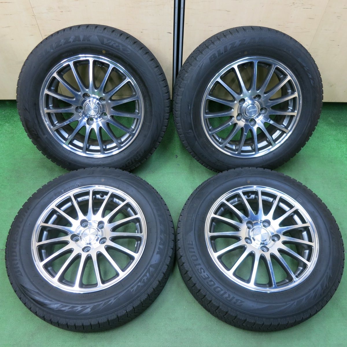 [送料無料] バリ溝！20年！9.5分スタッドレス 195/65R16 ブリヂストン ブリザック VRX2 ECO FORME エコフォルム 16インチ PCD114.3/5H4122708SYス