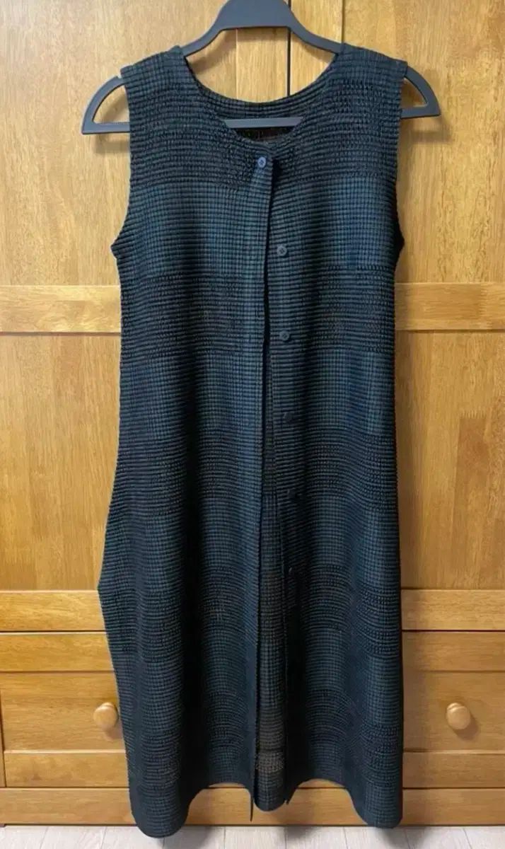 ISSEY MIYAKE(イッセイミヤケ) ビューティー ベスト ロング丈