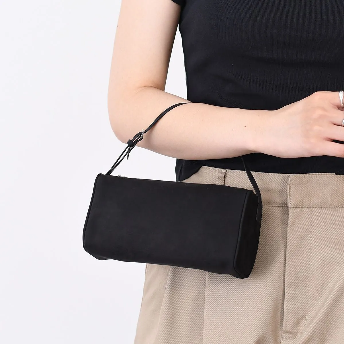 2025年最新】the row 90's bagの人気アイテム - メルカリ