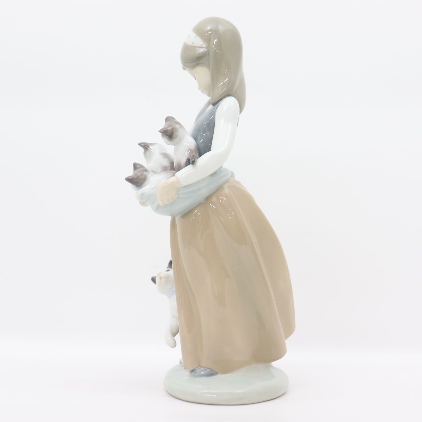 瑞】LLADRO リヤドロ 少女と猫 陶器人形 フィギュリン 置物