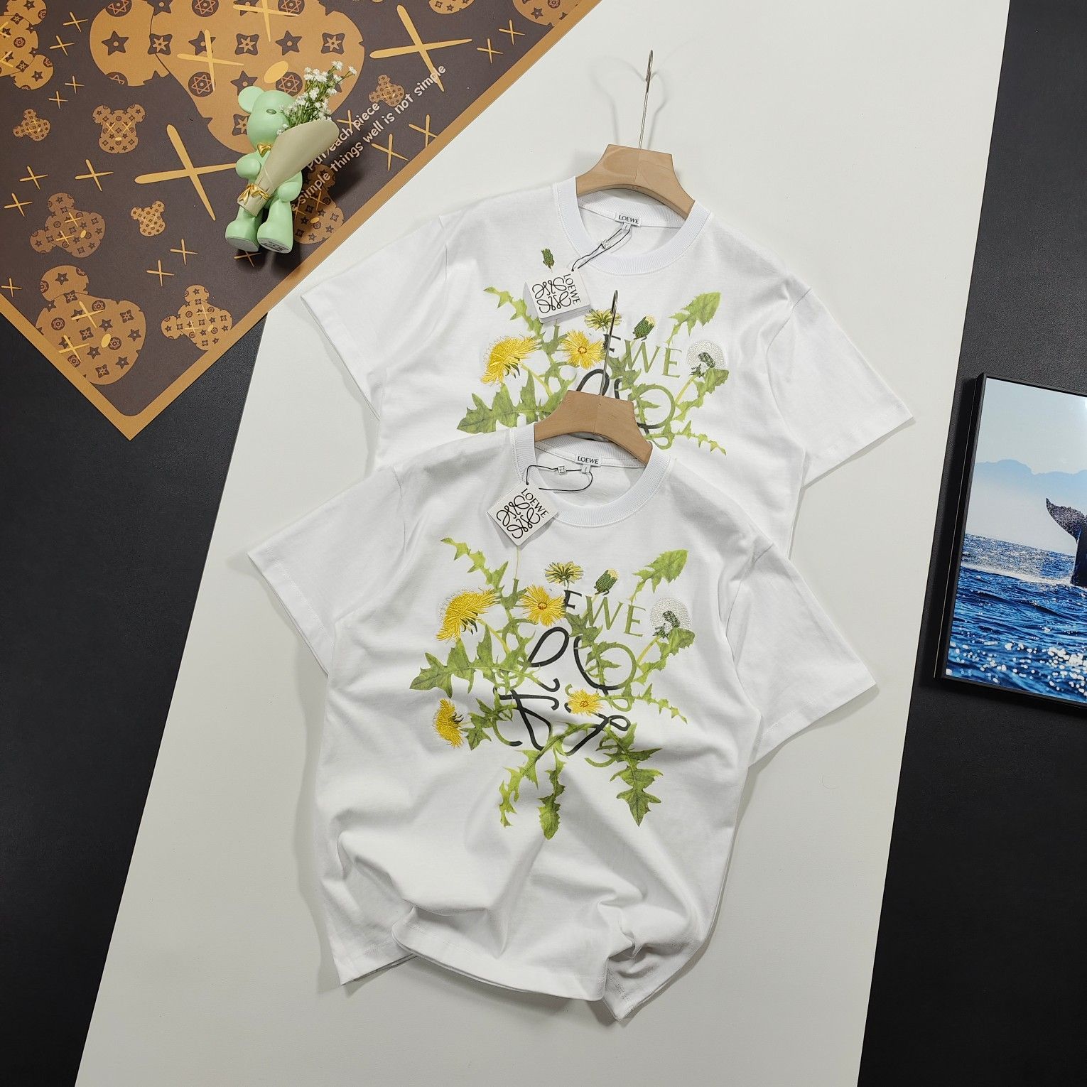 新品 LOEWE ロエベ 花柄プリント 刺繍ロゴ 短袖Tシャツ ホワイト 男女兼用