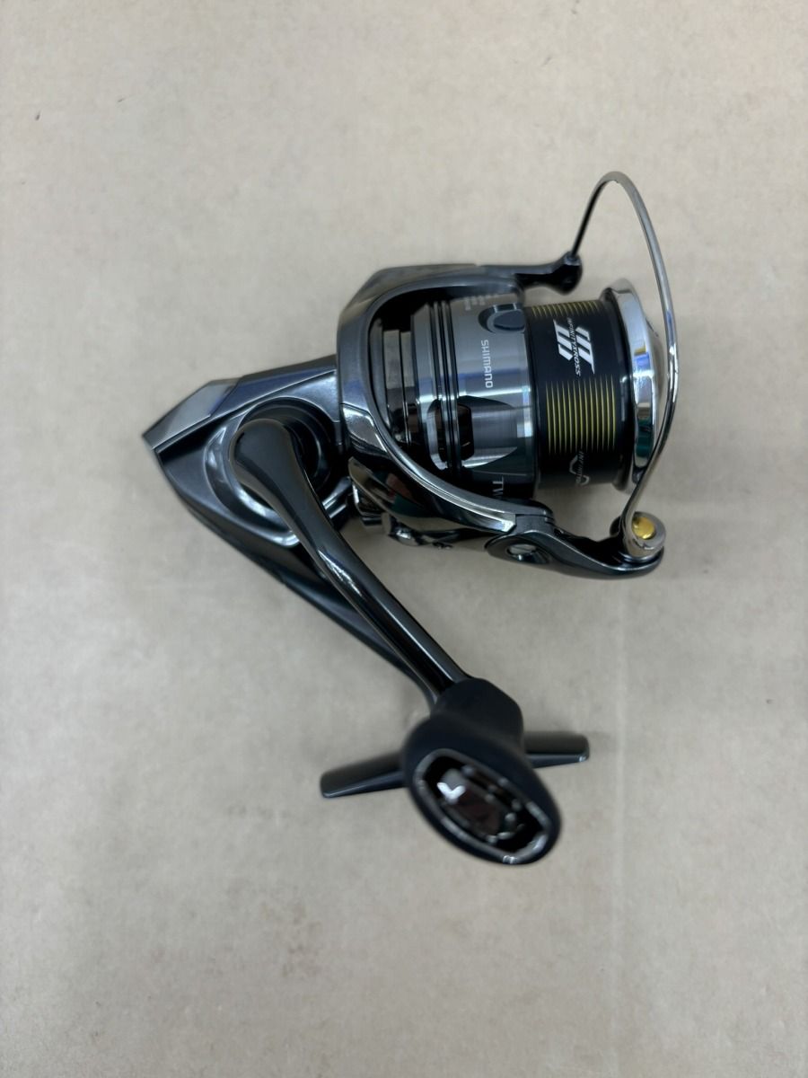 SHIMANO TWIN POWER シマノ ツインパワー 2500SHG 24モデル 中古