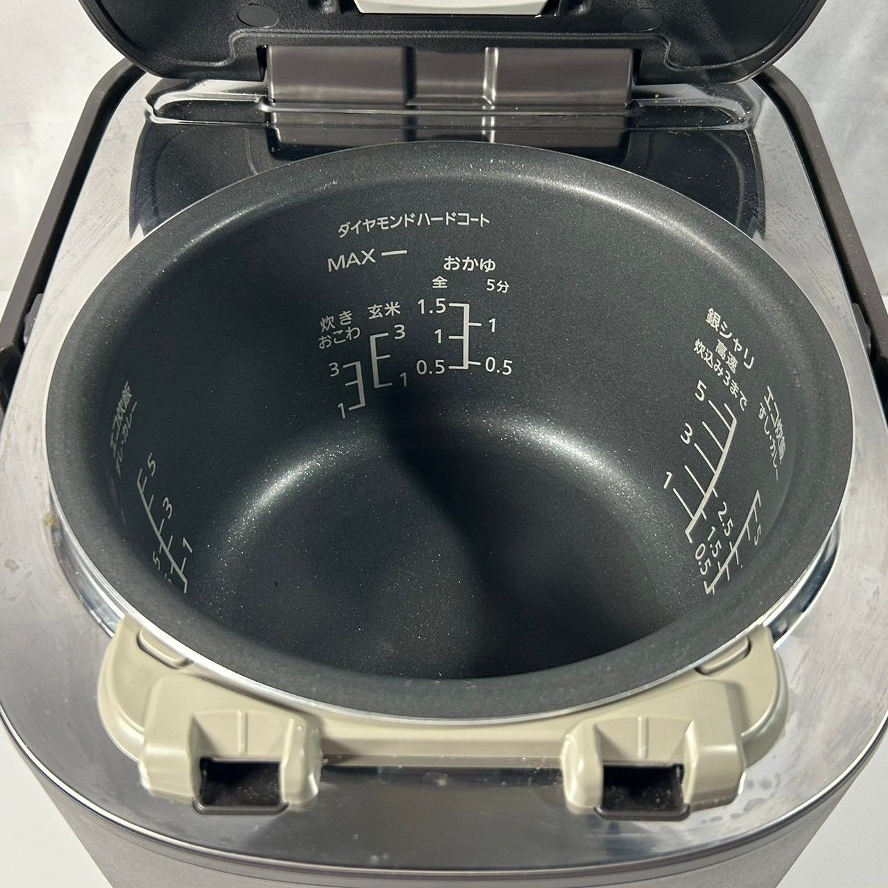 【注文】【今月限り・処分価格】Panasonic 可変圧力IH SR-MPA10E9 炊飯器・餅つき機